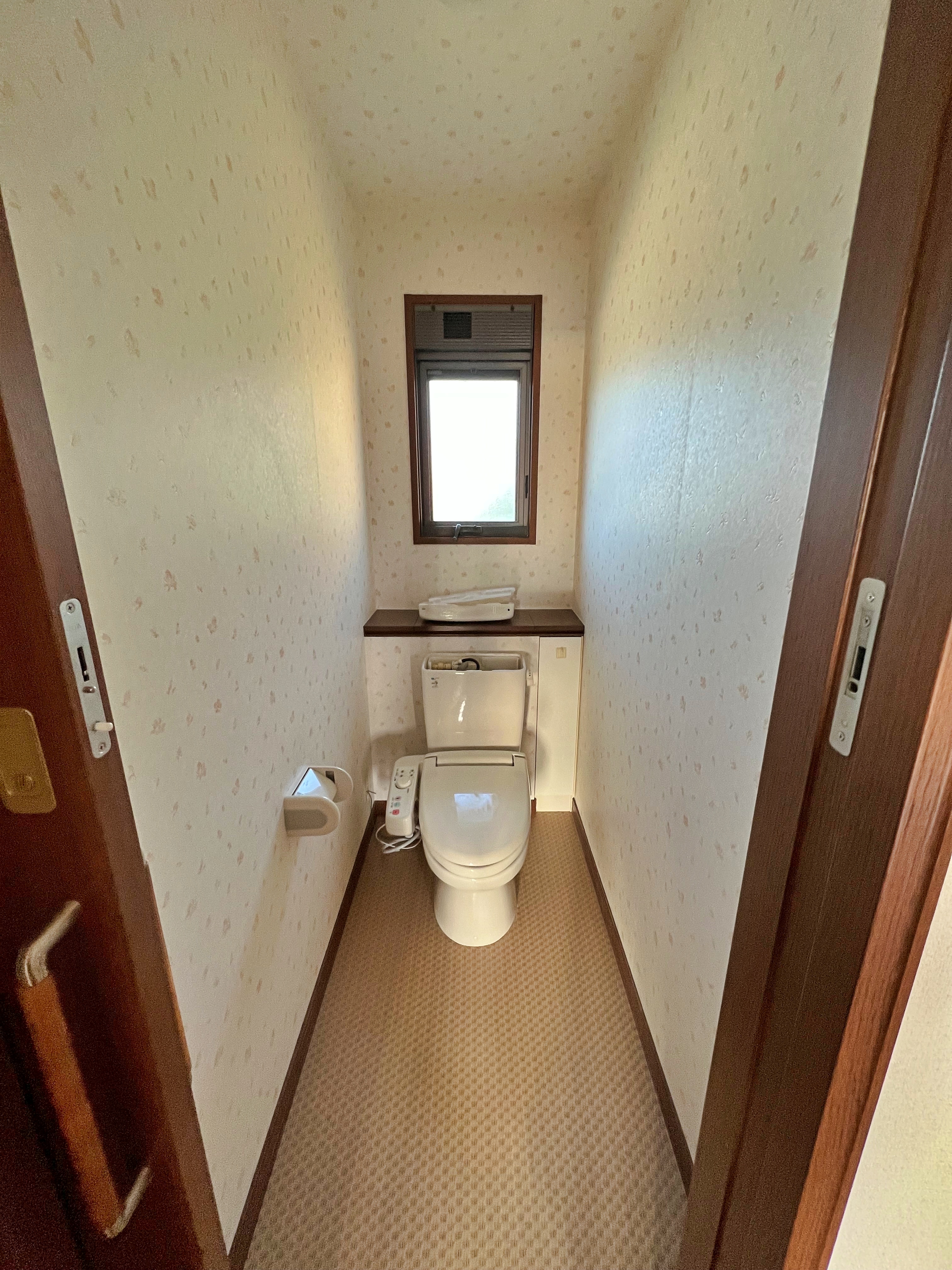 スタイリッシュなデザインのトイレになりました